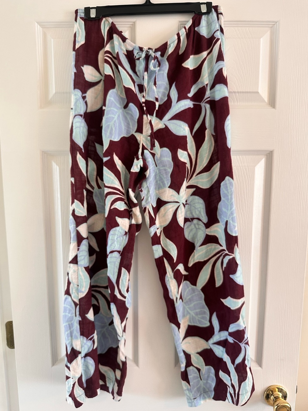 Shade & Shore Burgundy Floral Wide Leg Drawstring Pants